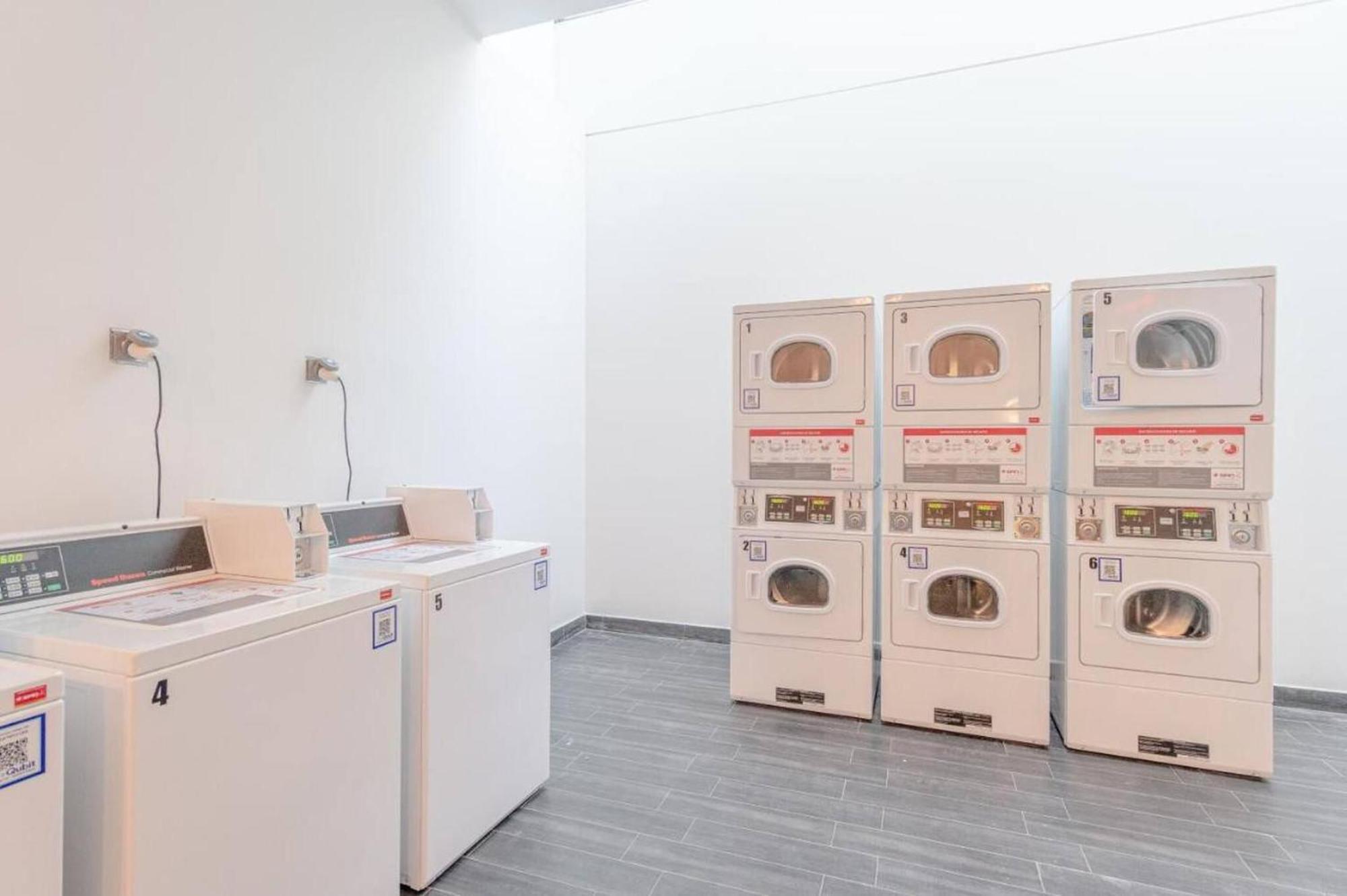Lofts Con Piscina En Apartamento *